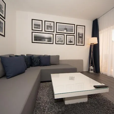 Appartement Sunset-13 By Interhome Vir
